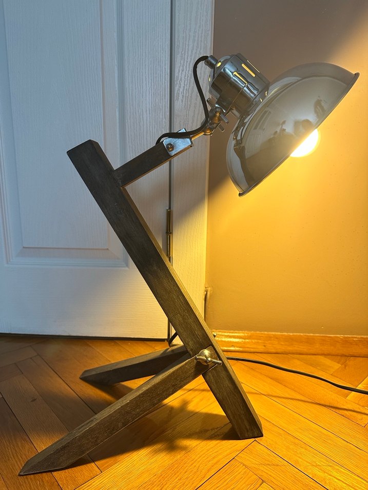 Ahşap Ayaklı Tasarım Lamba - Görsel 3