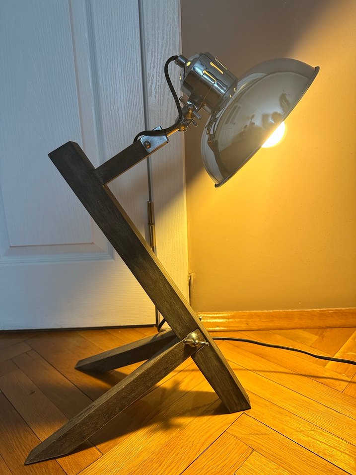 Ahşap Ayaklı Tasarım Lamba - Görsel 2