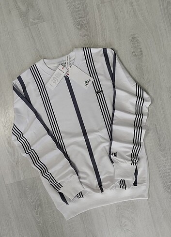 Lacoste Sweatshirt (M) 