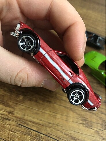 Beden Renk Hot Wheels Fırd Mustang boss 302