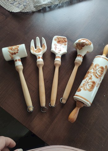 Diğer Beyaz Çiçek Desenli Mutfak Aksesuar Seti