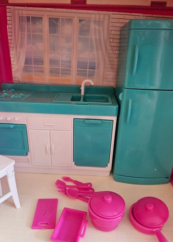 Beden Renk Pastel Pembe Oyuncak Ev