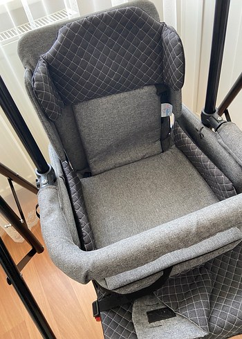 Gri Bebek Salıncağı ve Mama Sandalyesi
