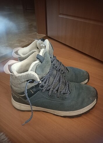 37 Beden Decathlon outdoor kar botu