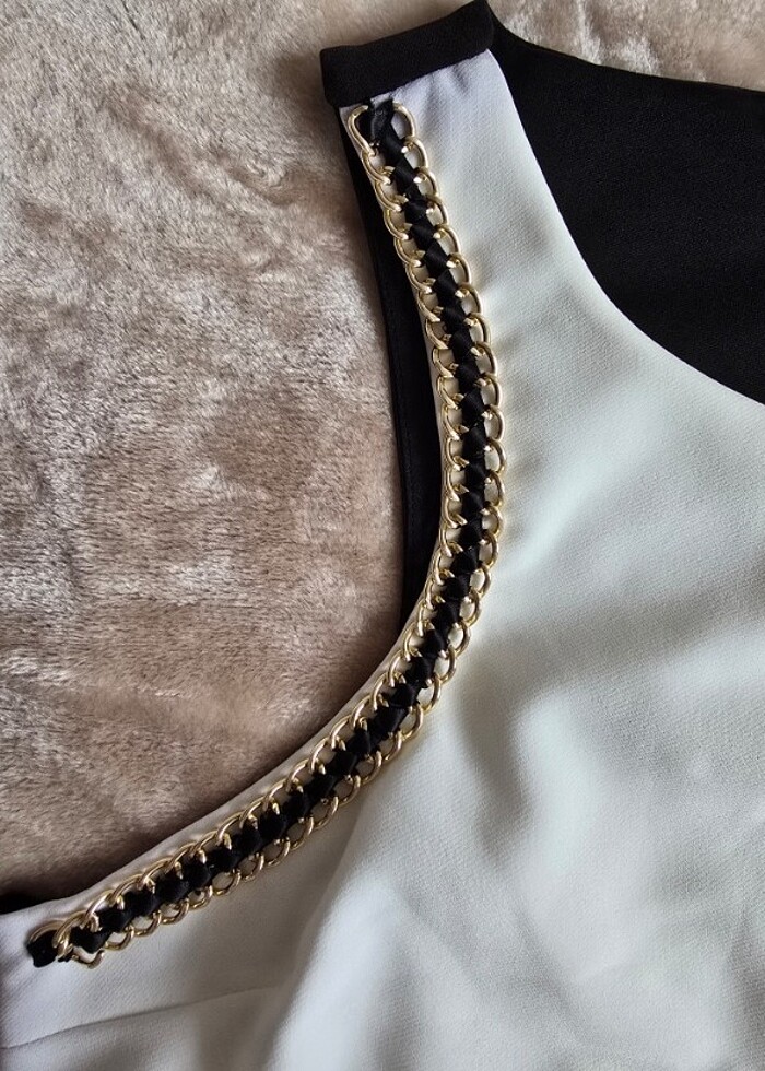 Zincir detaylı Elbise  - Görsel 4