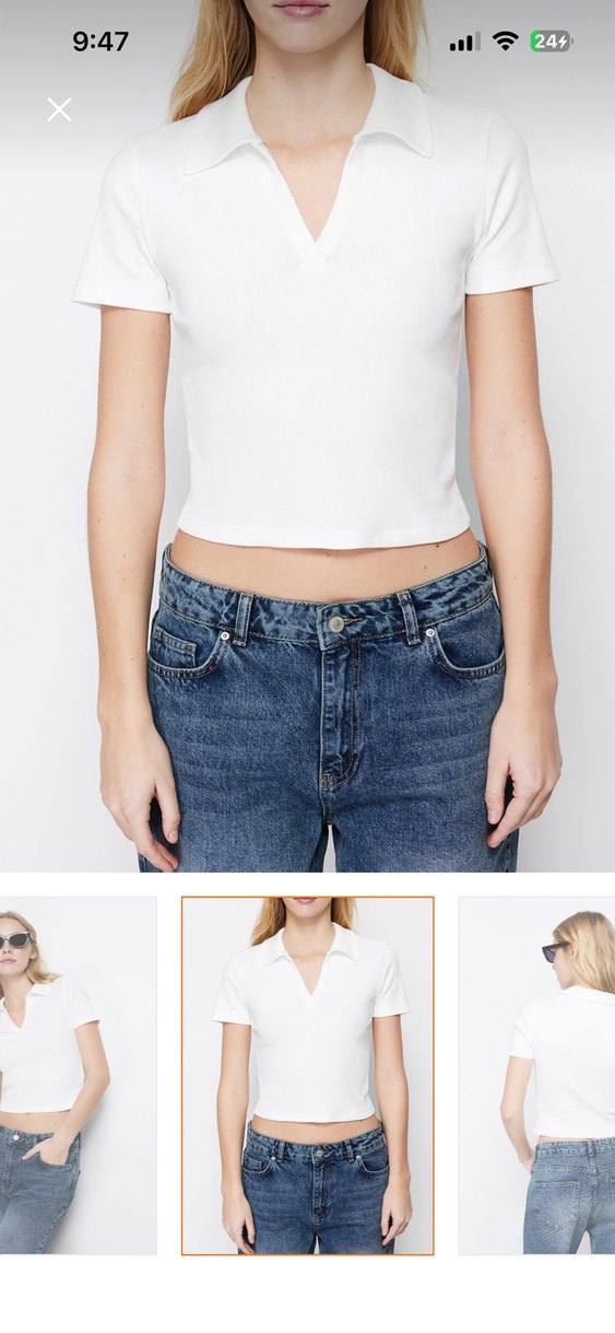 Beyaz V Yaka Crop Tişört - Görsel 3