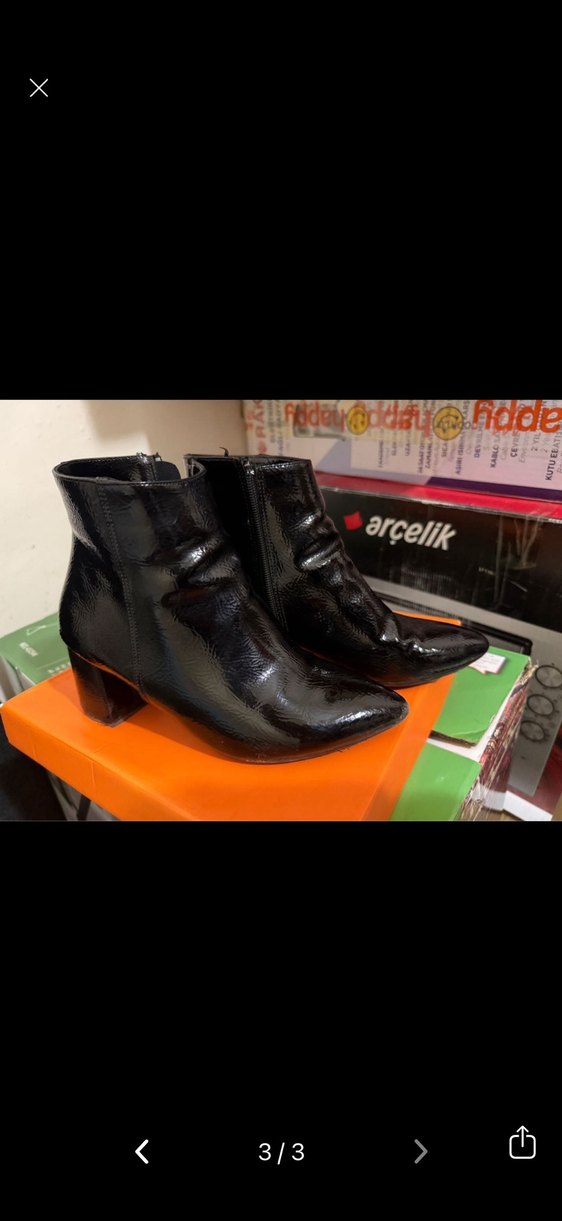 Siyah Topuklu Deri Bot - Görsel 3