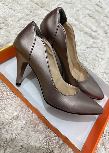 Kadın Stiletto İnce Topuklu Ayakkabı - Görsel 2