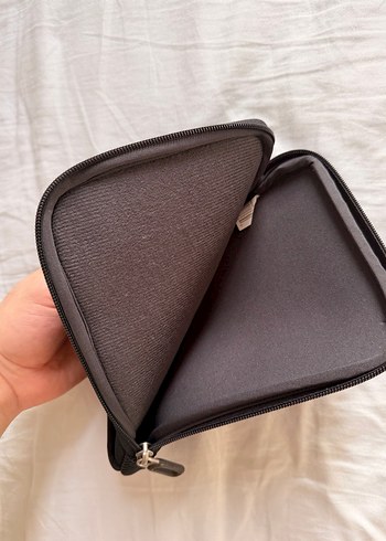 Case Logic Siyah Tablet Çantası - Görsel 3