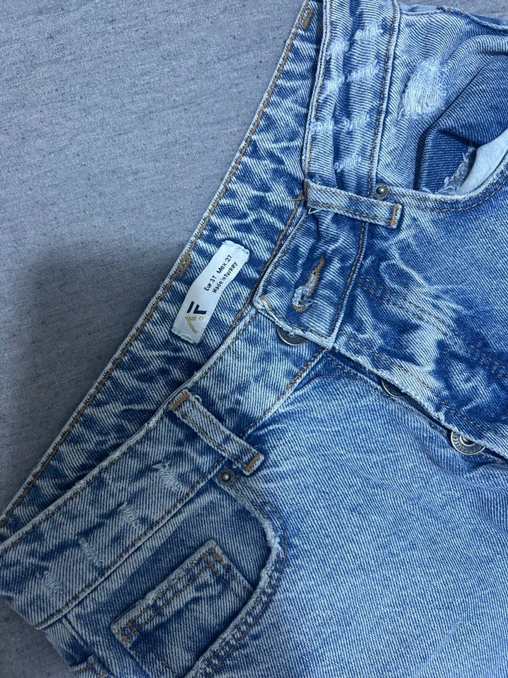 Gri Tie-Dye Desenli Bol Kesim Kadın Jean - Görsel 4