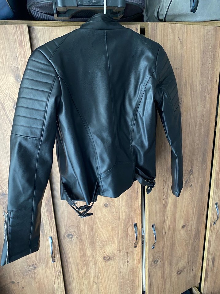 Kadın Siyah Kısa Deri Biker Ceket - Görsel 2