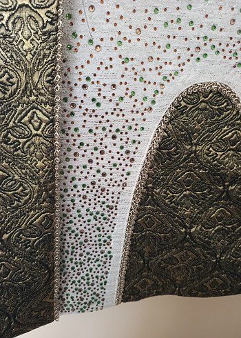 Çocuklar için Nakışlı Beyaz Düğmeli Takım - Görsel 2