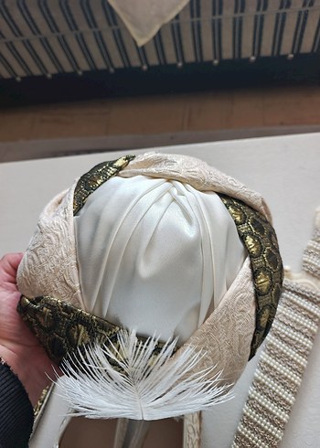 Çocuklar için Nakışlı Beyaz Düğmeli Takım - Görsel 7