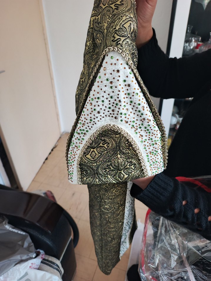 Çocuklar için Nakışlı Beyaz Düğmeli Takım - Görsel 3