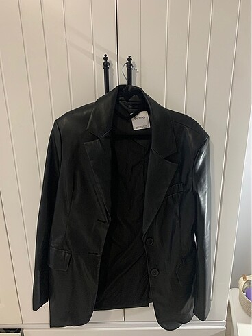 xs Beden Bershka Deri Ceket