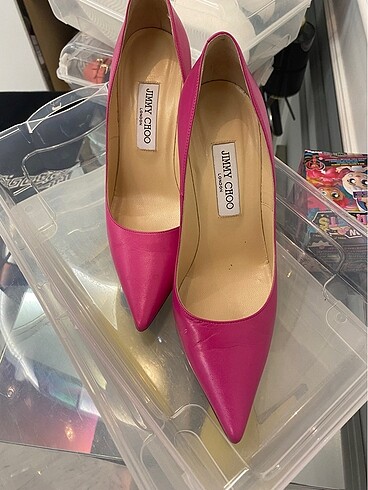 Jimmy choo