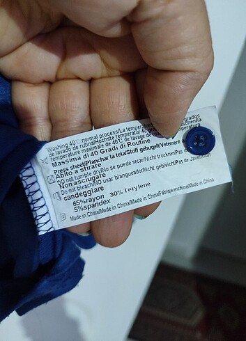 38 Beden lacivert Renk Measeor MARKA PENYE DÖRT DÜĞMELİ kollarda desen var yedek düğmes