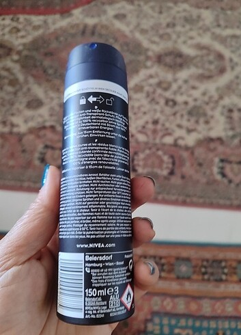  Beden NIVEA MEN BLACK & WHITE INVISIBLE DEODORANT 150 ML