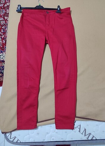 42 Beden TREF JEANS MARKA KIRMIZI BİR İKİ GİYİNİLMİŞ KETEN PANTOLON BOY 9