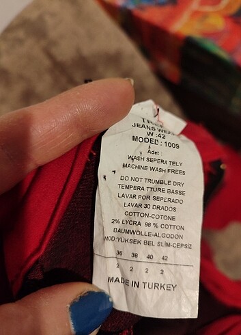 Diğer TREF JEANS MARKA KIRMIZI BİR İKİ GİYİNİLMİŞ KETEN PANTOLON BOY 9