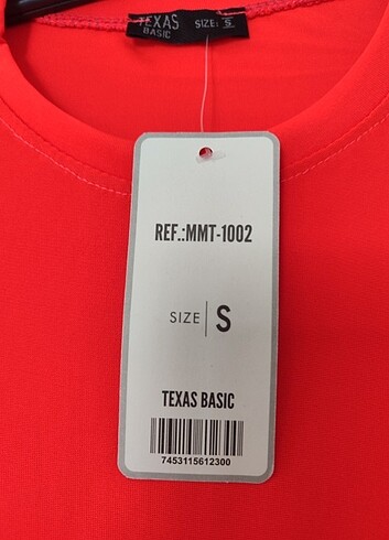 s Beden kırmızı Renk TEXAS BASIC ETİKETLİ SIFIR ÜRÜN BOY OMUZLARDAN AŞAĞI 66 CM İKİ K
