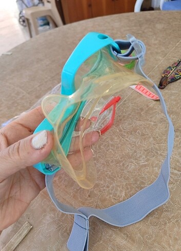 DENİZ GÖZLÜĞÜ HİÇ KULLANMADIM POŞETLİ HENÜZ YEŞİL BEYAZ RENKLERD - Görsel 4