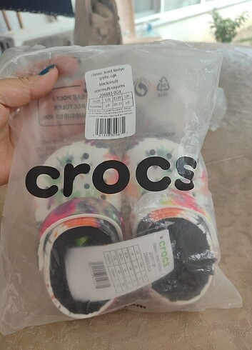 CROCS ÇOCUK TERLİK 19-20 NUMARA İSTER KIZ İSTER ERKEK ORJİNAL ÜR