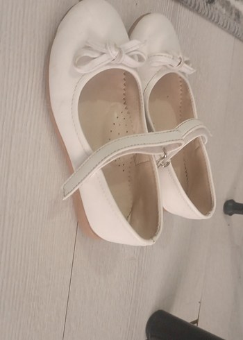 Kız Çocuk Beyaz Fiyonklu Babet - Görsel 2