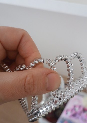 Parlak Beyaz Kalp Taç Saç Aksesuarı - Görsel 2