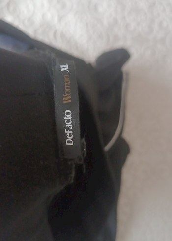 Siyah Elastik Kadın Tayt - Görsel 3