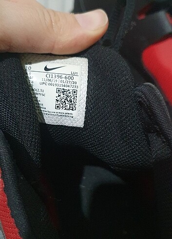 44 Beden kırmızı Renk Nike basket ayakkabısı