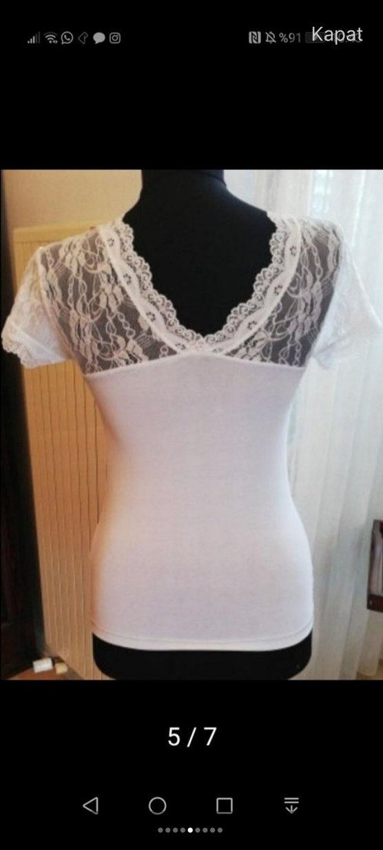 Dantelli V Yakalı Beyaz Kısa Kollu Bluz - Görsel 2
