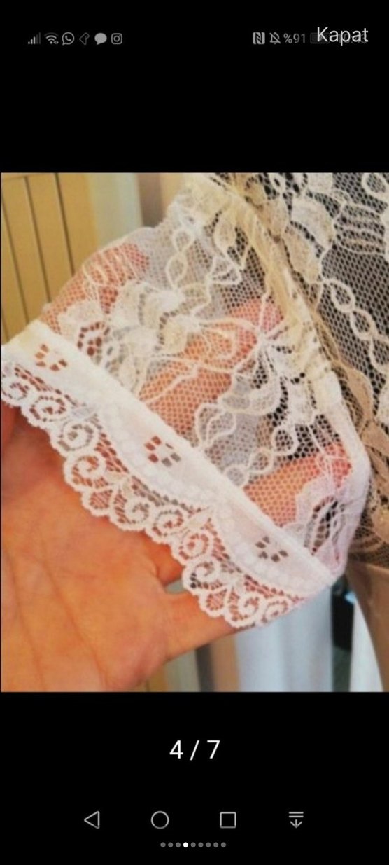 Dantelli V Yakalı Beyaz Kısa Kollu Bluz - Görsel 5