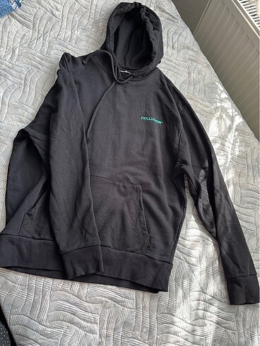 Geniş kalıp sweatshirt kapüşonlu
