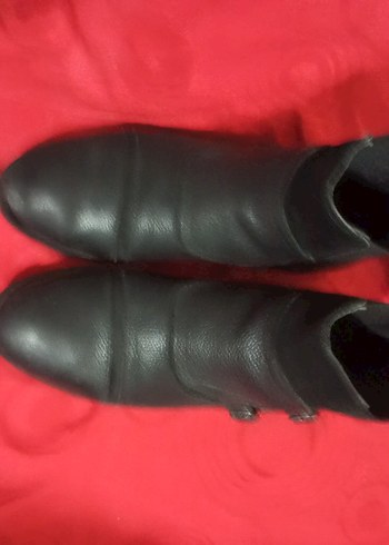 Marcomen erkek bot - Görsel 2