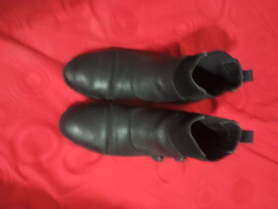 Marcomen erkek bot - Görsel 2