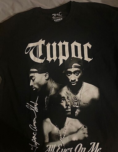 Pull&Bear Tupac Tshirt