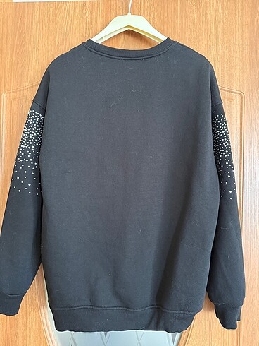 m Beden siyah Renk Mint Taşlı Sweat