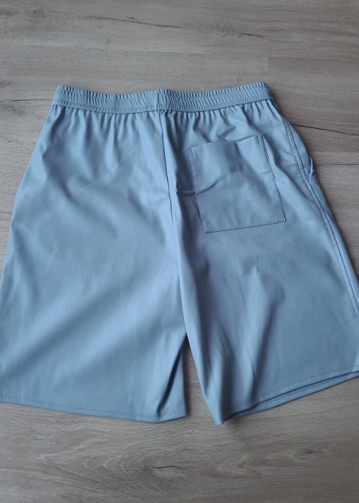 Bershka deri şört  - Görsel 2