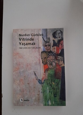 Vitrinde Yaşamak
