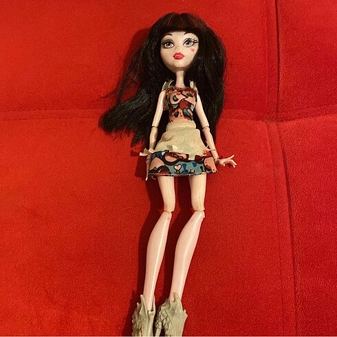 Monster High Draculara Figür
