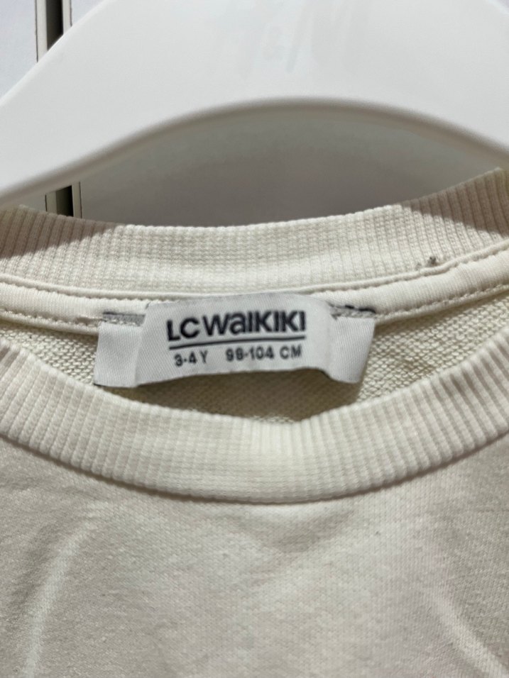 Çiçek Desenli Düğmeli Beyaz Sweatshirt - Görsel 5