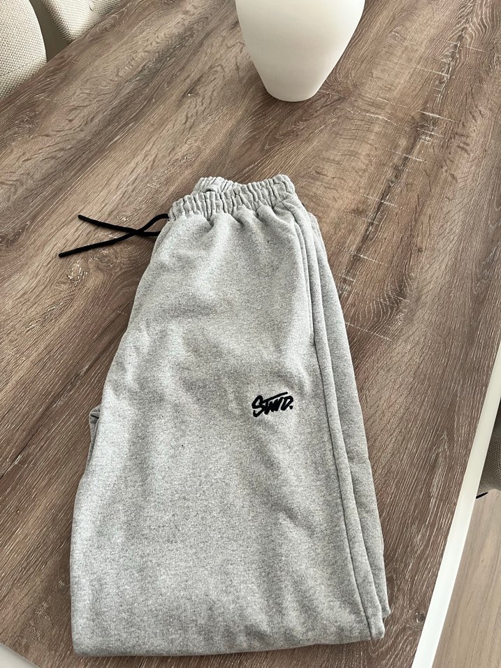 Gri kaliteli  Rahat Eşofman Altı - Görsel 2