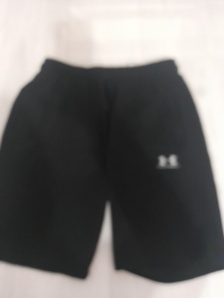 Under Armour Siyah Rahat Kesim Şort - Görsel 2