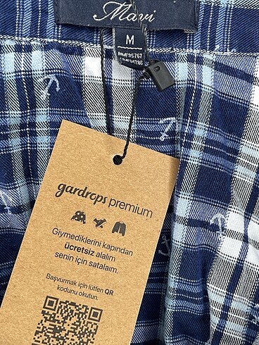 m Beden çeşitli Renk Mavi Jeans Gömlek %70 İndirimli.