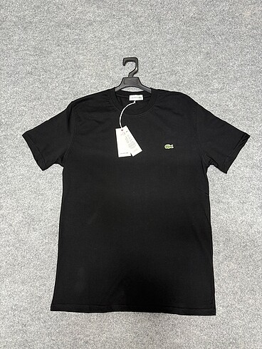 lacoste tişört