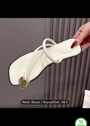Beyaz Minimalist Kadın Sandalet