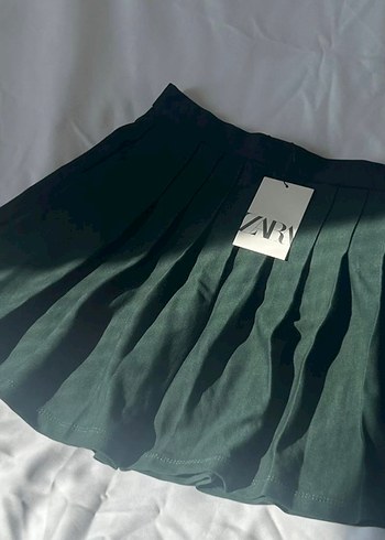 Zara Zara yeşil Pilili Mini Etek