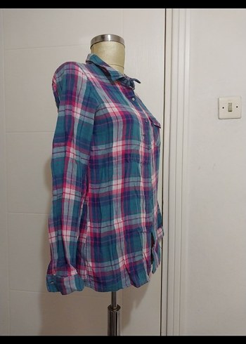 LCW. GÖMLEK..KUSURU VAR - Görsel 2