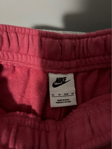 xs Beden Nike eşofman